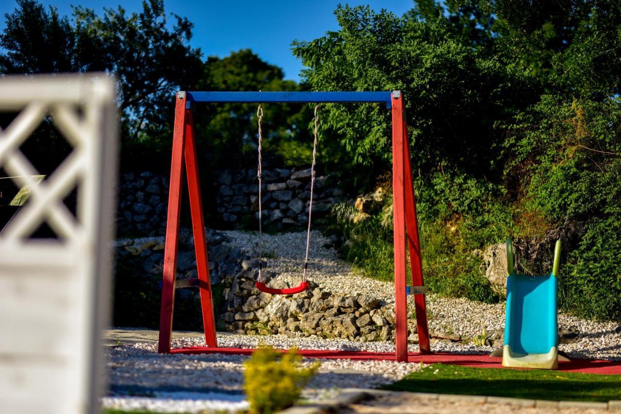 Luxurious Villa Natali Pridraga Luaran gambar