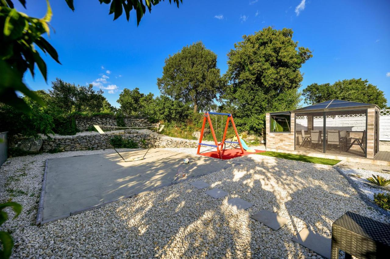 Luxurious Villa Natali Pridraga Luaran gambar