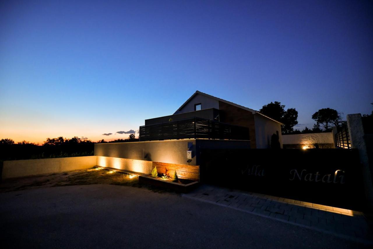 Luxurious Villa Natali Pridraga Luaran gambar